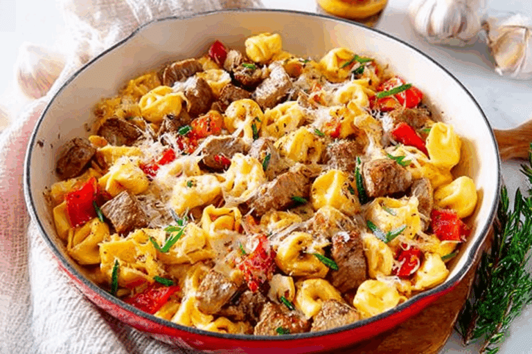 Garlic Steak & Cheese-Filled Tortellini Skillet