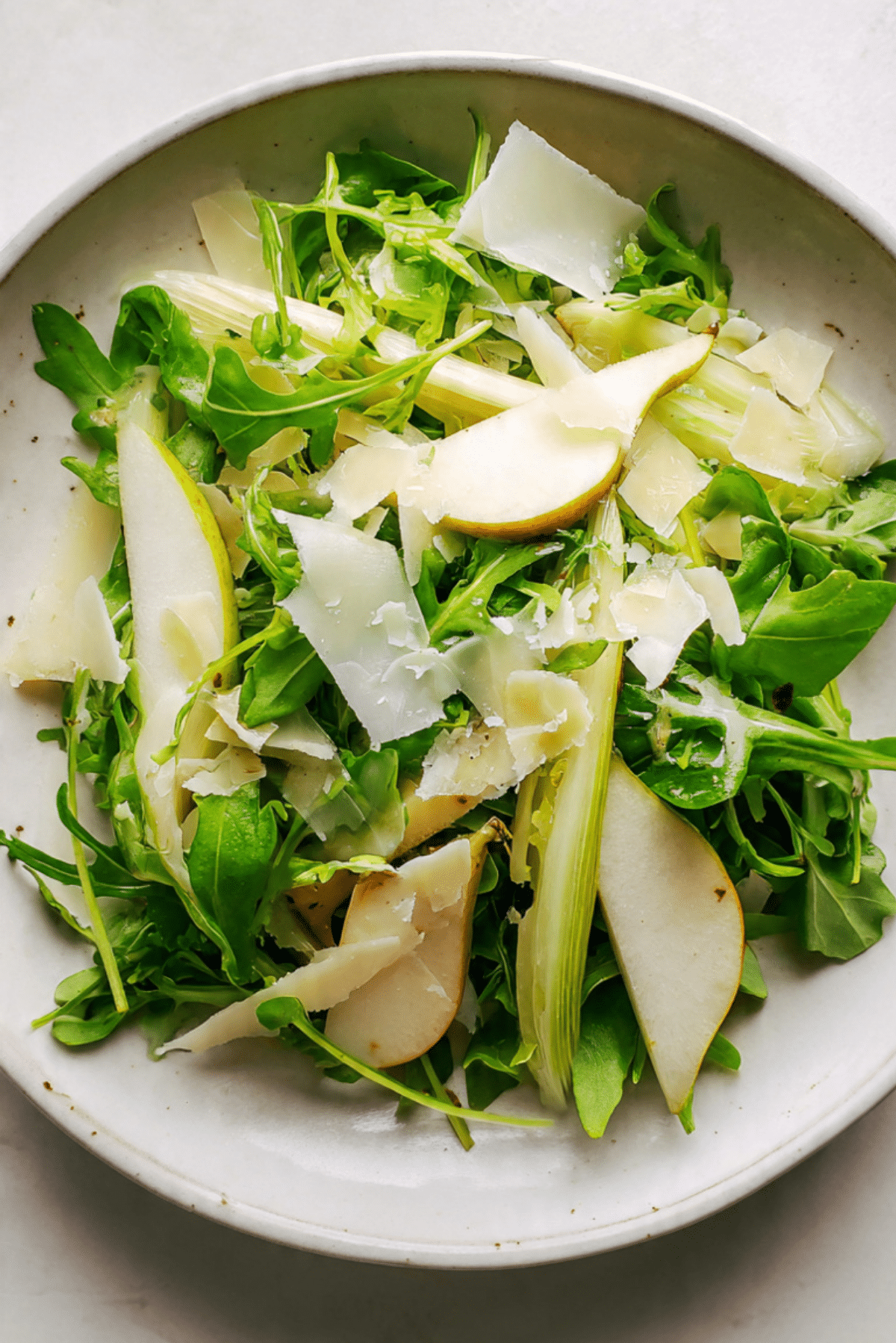 Fresh Winter Salad with Fennel, Celery and Pear